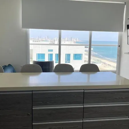 Penthouse Con Hermosa Vista Al Mar Apartment