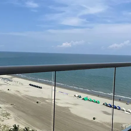 Penthouse Con Hermosa Vista Al Mar Apartamento