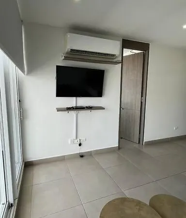Apartamento Penthouse Con Hermosa Vista Al Mar *