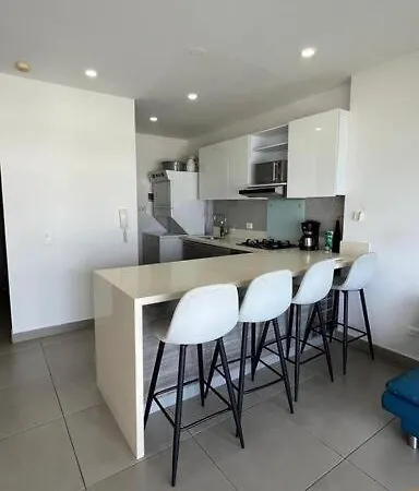 Penthouse Con Hermosa Vista Al Mar